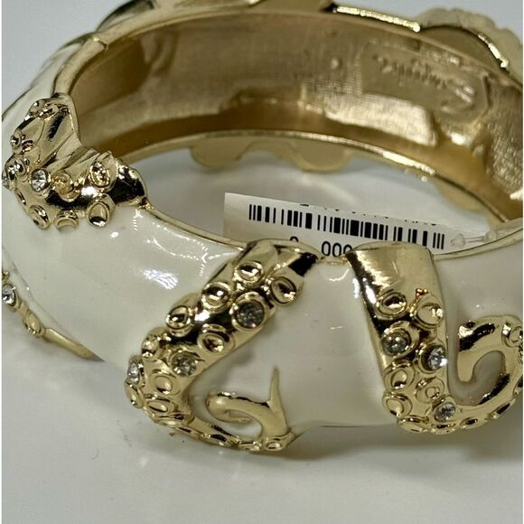 Sequin White and Gold Enamel Hinged Bangle Bracelet - Picture 11 of 16